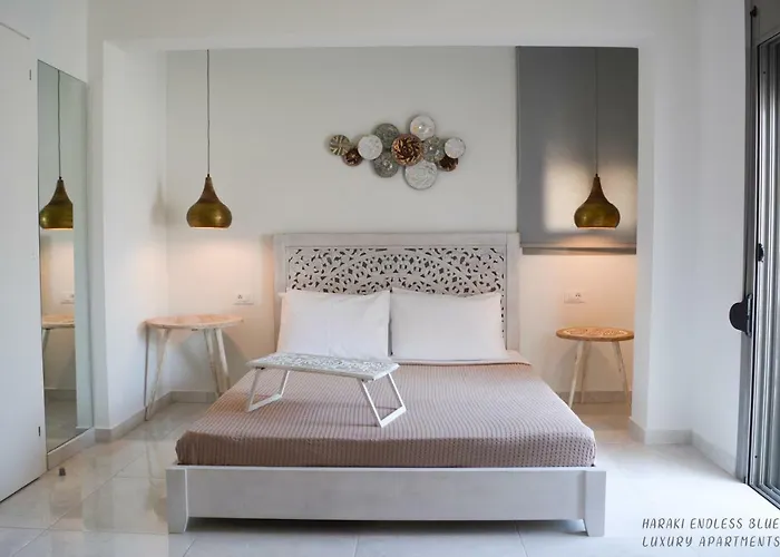 Haraki Endless Blue Luxury Apartments